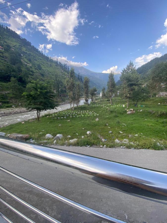 River Garden Hotel And Resort Naran Exterior photo